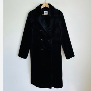 Zara • Double-Breasted Faux Fur Long Teddy Coat in Black.